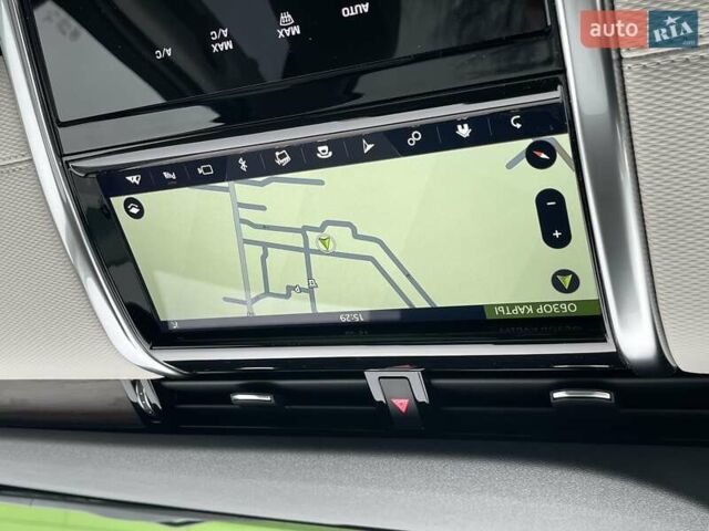 Белый Ленд Ровер Discovery Sport, объемом двигателя 2 л и пробегом 72 тыс. км за 37000 $, фото 28 на Automoto.ua