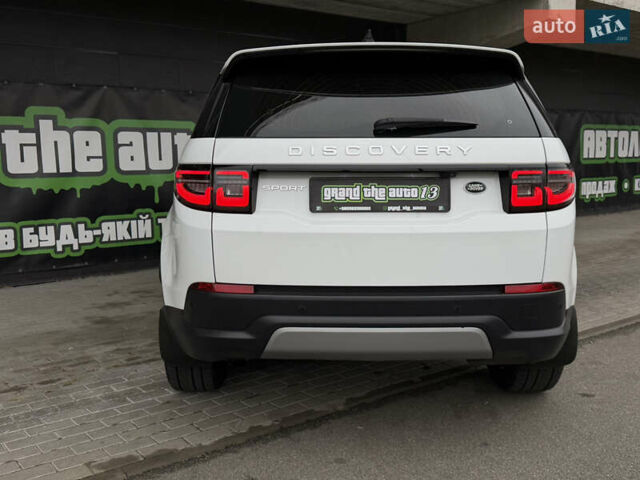 Белый Ленд Ровер Discovery Sport, объемом двигателя 2 л и пробегом 64 тыс. км за 31500 $, фото 55 на Automoto.ua