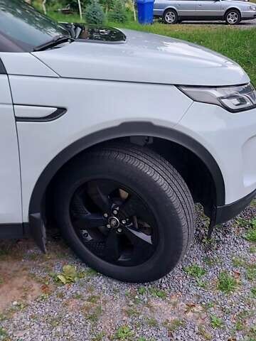 Белый Ленд Ровер Discovery Sport, объемом двигателя 2 л и пробегом 131 тыс. км за 27999 $, фото 19 на Automoto.ua