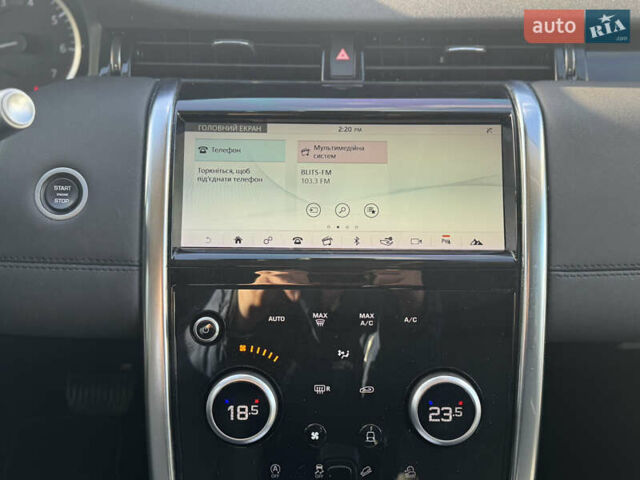 Белый Ленд Ровер Discovery Sport, объемом двигателя 2 л и пробегом 55 тыс. км за 23800 $, фото 12 на Automoto.ua