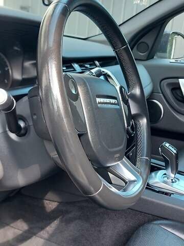 Белый Ленд Ровер Discovery Sport, объемом двигателя 2 л и пробегом 131 тыс. км за 27999 $, фото 51 на Automoto.ua