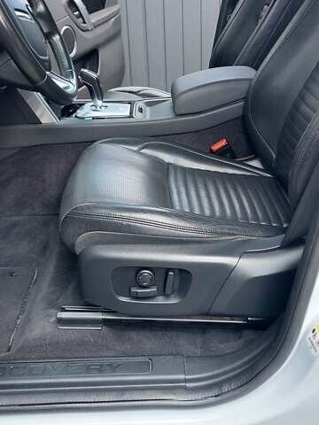 Белый Ленд Ровер Discovery Sport, объемом двигателя 2 л и пробегом 131 тыс. км за 27999 $, фото 42 на Automoto.ua