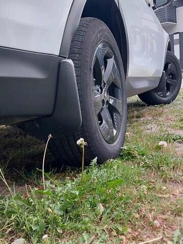 Белый Ленд Ровер Discovery Sport, объемом двигателя 2 л и пробегом 131 тыс. км за 27999 $, фото 24 на Automoto.ua