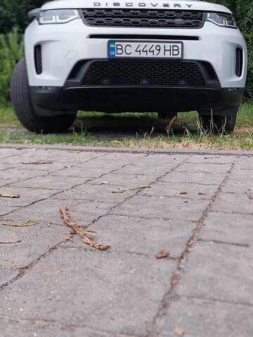 Белый Ленд Ровер Discovery Sport, объемом двигателя 2 л и пробегом 131 тыс. км за 27999 $, фото 10 на Automoto.ua
