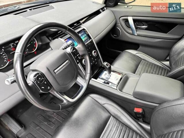Белый Ленд Ровер Discovery Sport, объемом двигателя 2 л и пробегом 72 тыс. км за 22990 $, фото 35 на Automoto.ua