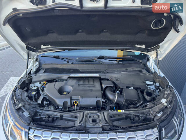 Белый Ленд Ровер Discovery Sport, объемом двигателя 2 л и пробегом 40 тыс. км за 32000 $, фото 7 на Automoto.ua