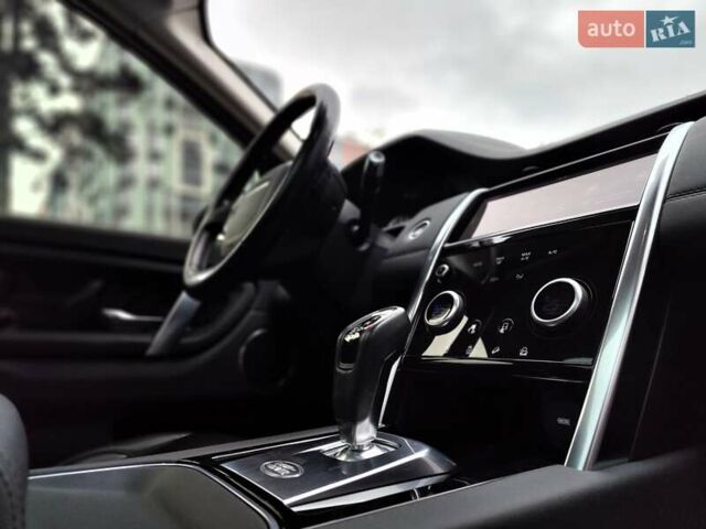 Белый Ленд Ровер Discovery Sport, объемом двигателя 2 л и пробегом 72 тыс. км за 22990 $, фото 51 на Automoto.ua
