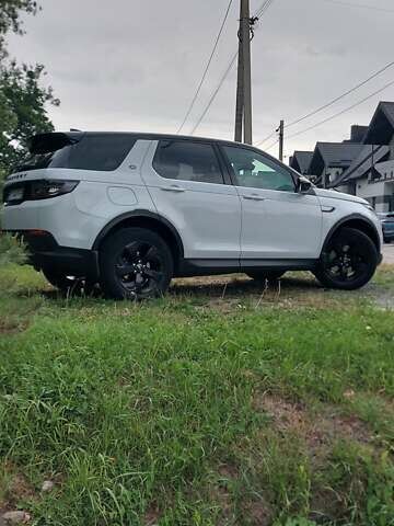 Белый Ленд Ровер Discovery Sport, объемом двигателя 2 л и пробегом 131 тыс. км за 27999 $, фото 6 на Automoto.ua