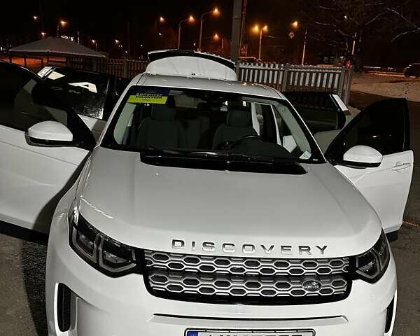 Белый Ленд Ровер Discovery Sport, объемом двигателя 2 л и пробегом 60 тыс. км за 38500 $, фото 10 на Automoto.ua