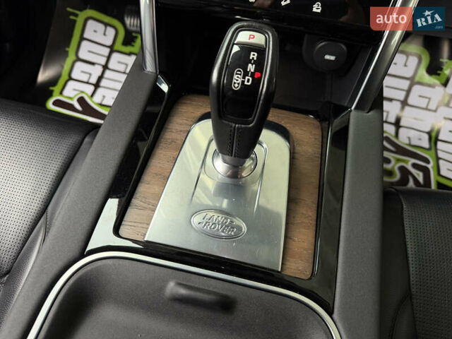 Белый Ленд Ровер Discovery Sport, объемом двигателя 2 л и пробегом 64 тыс. км за 31500 $, фото 38 на Automoto.ua