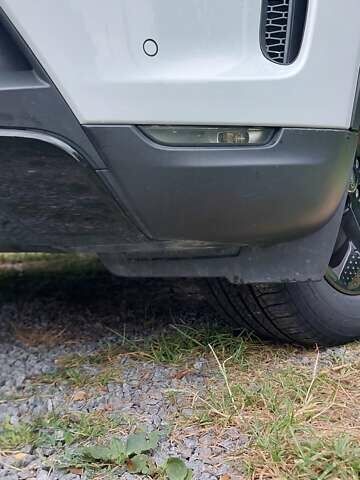 Белый Ленд Ровер Discovery Sport, объемом двигателя 2 л и пробегом 131 тыс. км за 27999 $, фото 31 на Automoto.ua