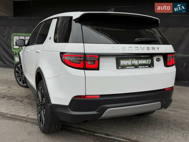 Белый Ленд Ровер Discovery Sport, объемом двигателя 2 л и пробегом 64 тыс. км за 31500 $, фото 47 на Automoto.ua