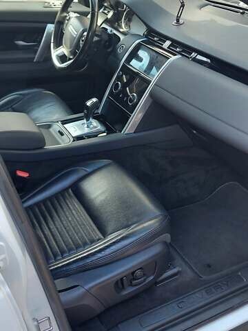 Белый Ленд Ровер Discovery Sport, объемом двигателя 2 л и пробегом 131 тыс. км за 27999 $, фото 57 на Automoto.ua