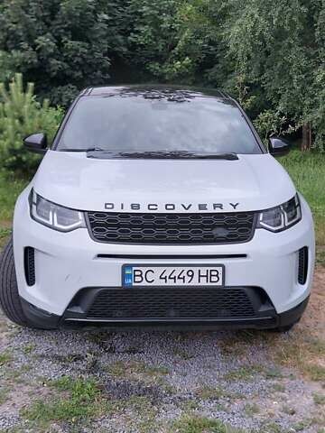 Белый Ленд Ровер Discovery Sport, объемом двигателя 2 л и пробегом 131 тыс. км за 27999 $, фото 1 на Automoto.ua