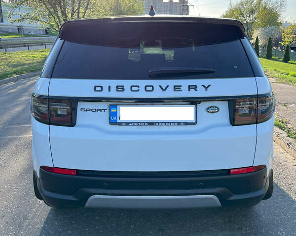 Белый Ленд Ровер Discovery Sport, объемом двигателя 2 л и пробегом 52 тыс. км за 43000 $, фото 2 на Automoto.ua