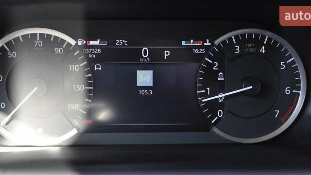 Білий Ленд Ровер Discovery Sport, об'ємом двигуна 2 л та пробігом 37 тис. км за 35000 $, фото 35 на Automoto.ua