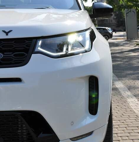 Білий Ленд Ровер Discovery Sport, об'ємом двигуна 2 л та пробігом 37 тис. км за 35000 $, фото 14 на Automoto.ua