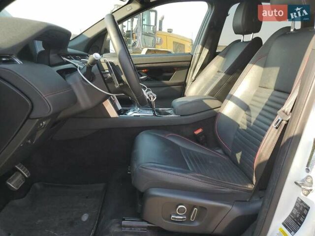 Білий Ленд Ровер Discovery Sport, об'ємом двигуна 2 л та пробігом 78 тис. км за 7200 $, фото 10 на Automoto.ua