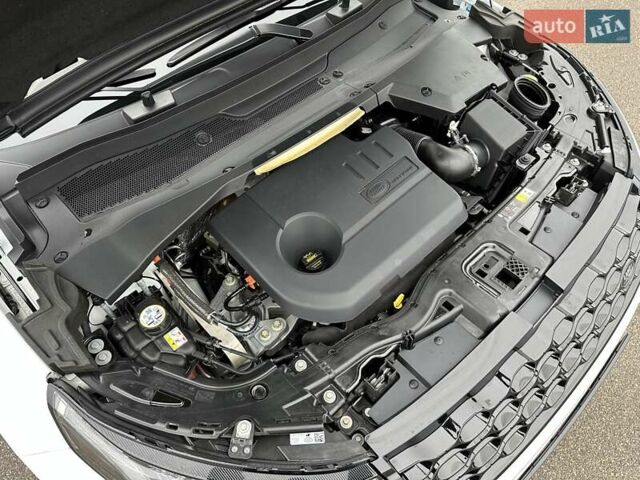 Белый Ленд Ровер Discovery Sport, объемом двигателя 1.5 л и пробегом 18 тыс. км за 65900 $, фото 37 на Automoto.ua