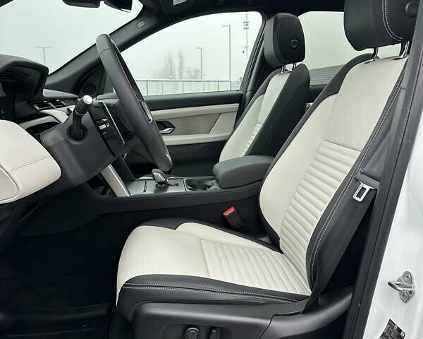 Белый Ленд Ровер Discovery Sport, объемом двигателя 1.5 л и пробегом 18 тыс. км за 65900 $, фото 14 на Automoto.ua