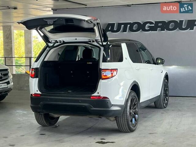 Белый Ленд Ровер Discovery Sport, объемом двигателя 2 л и пробегом 18 тыс. км за 39900 $, фото 6 на Automoto.ua