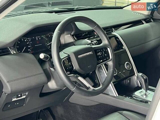 Белый Ленд Ровер Discovery Sport, объемом двигателя 2 л и пробегом 18 тыс. км за 39900 $, фото 10 на Automoto.ua