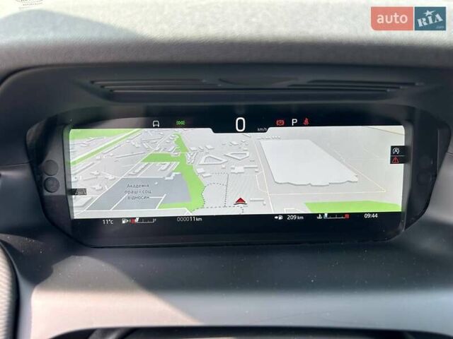 Белый Ленд Ровер Discovery Sport, объемом двигателя 2 л и пробегом 5 тыс. км за 66566 $, фото 15 на Automoto.ua