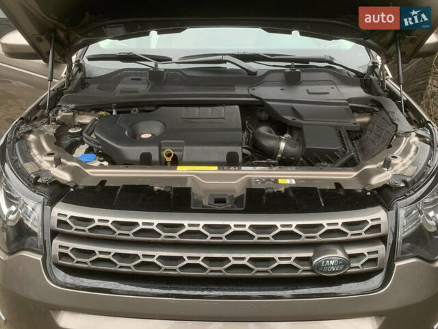 Бежевый Ленд Ровер Discovery Sport, объемом двигателя 2 л и пробегом 208 тыс. км за 22000 $, фото 16 на Automoto.ua