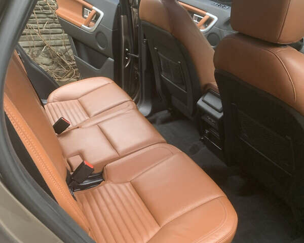 Бежевый Ленд Ровер Discovery Sport, объемом двигателя 2 л и пробегом 208 тыс. км за 22000 $, фото 8 на Automoto.ua