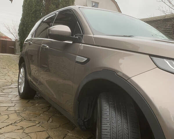 Бежевый Ленд Ровер Discovery Sport, объемом двигателя 2 л и пробегом 208 тыс. км за 22000 $, фото 1 на Automoto.ua