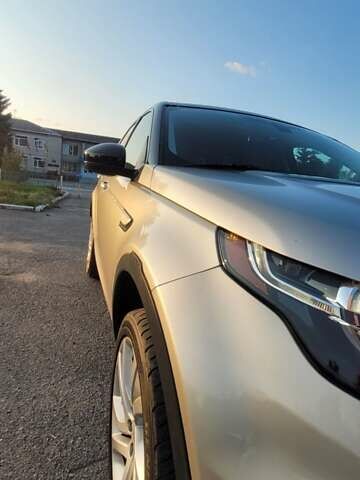 Бежевый Ленд Ровер Discovery Sport, объемом двигателя 2 л и пробегом 117 тыс. км за 19500 $, фото 8 на Automoto.ua