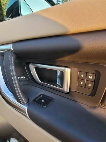 Бежевый Ленд Ровер Discovery Sport, объемом двигателя 2 л и пробегом 117 тыс. км за 19500 $, фото 41 на Automoto.ua