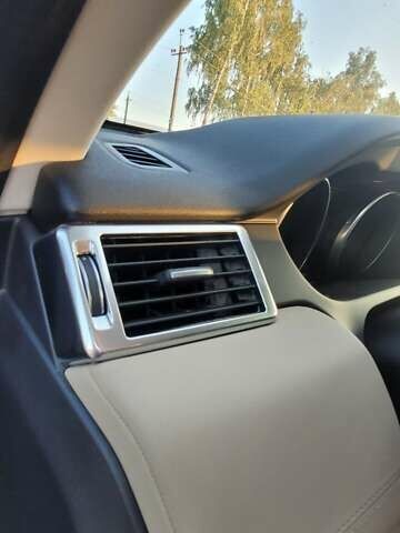 Бежевый Ленд Ровер Discovery Sport, объемом двигателя 2 л и пробегом 117 тыс. км за 19500 $, фото 26 на Automoto.ua