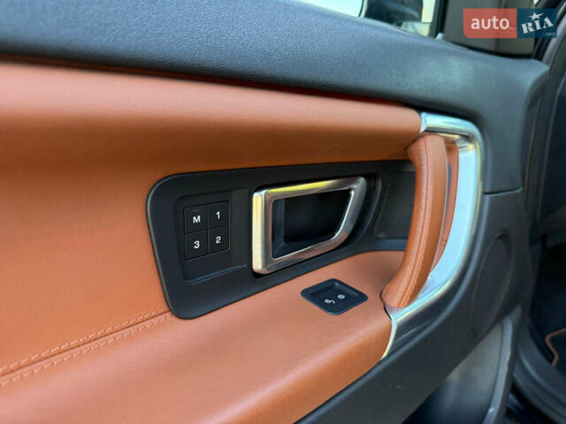 Черный Ленд Ровер Discovery Sport, объемом двигателя 2 л и пробегом 128 тыс. км за 19500 $, фото 42 на Automoto.ua