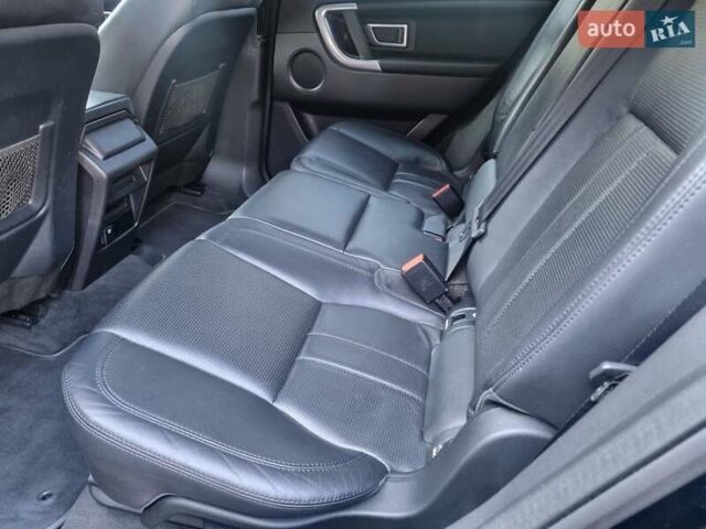 Чорний Ленд Ровер Discovery Sport, об'ємом двигуна 2 л та пробігом 130 тис. км за 17999 $, фото 46 на Automoto.ua
