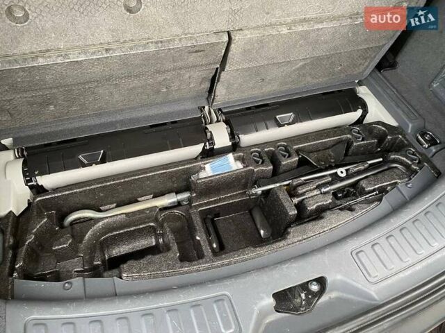Черный Ленд Ровер Discovery Sport, объемом двигателя 2 л и пробегом 195 тыс. км за 17200 $, фото 28 на Automoto.ua