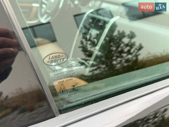 Черный Ленд Ровер Discovery Sport, объемом двигателя 2 л и пробегом 130 тыс. км за 18700 $, фото 64 на Automoto.ua