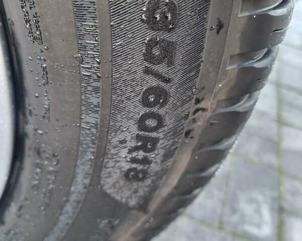 Чорний Ленд Ровер Discovery Sport, об'ємом двигуна 2 л та пробігом 130 тис. км за 17999 $, фото 6 на Automoto.ua