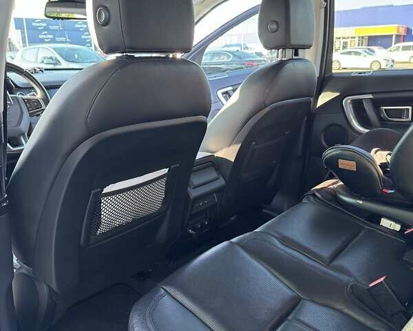 Черный Ленд Ровер Discovery Sport, объемом двигателя 2 л и пробегом 166 тыс. км за 19000 $, фото 15 на Automoto.ua