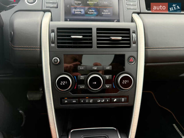 Черный Ленд Ровер Discovery Sport, объемом двигателя 2 л и пробегом 130 тыс. км за 18700 $, фото 73 на Automoto.ua
