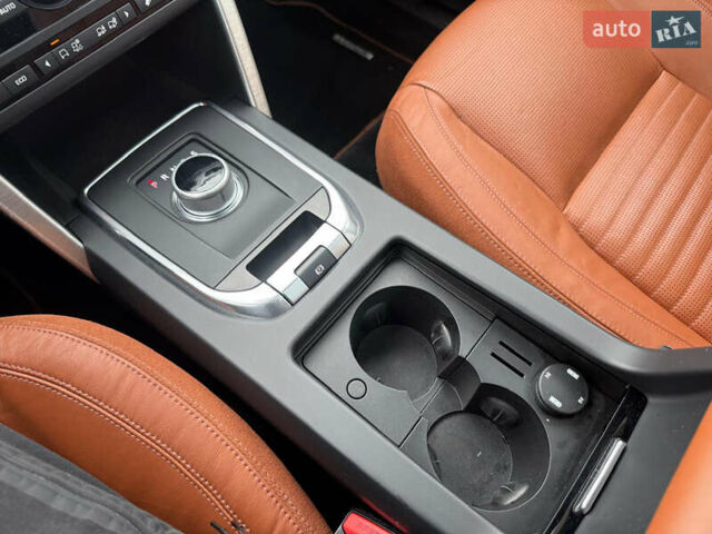 Черный Ленд Ровер Discovery Sport, объемом двигателя 2 л и пробегом 130 тыс. км за 18700 $, фото 71 на Automoto.ua