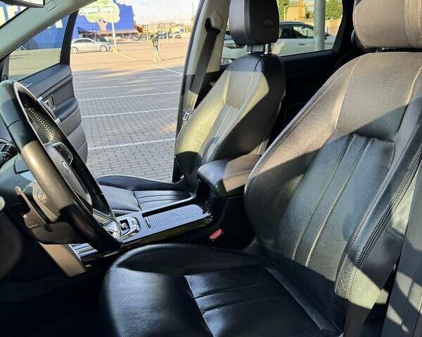 Черный Ленд Ровер Discovery Sport, объемом двигателя 2 л и пробегом 166 тыс. км за 19000 $, фото 14 на Automoto.ua