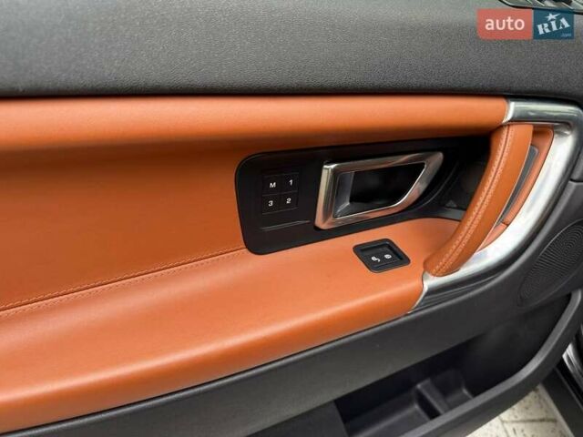 Черный Ленд Ровер Discovery Sport, объемом двигателя 2 л и пробегом 213 тыс. км за 16490 $, фото 13 на Automoto.ua
