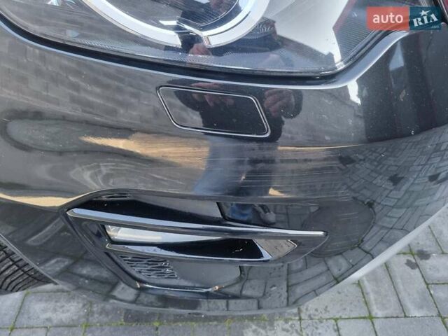 Чорний Ленд Ровер Discovery Sport, об'ємом двигуна 2 л та пробігом 130 тис. км за 17999 $, фото 9 на Automoto.ua