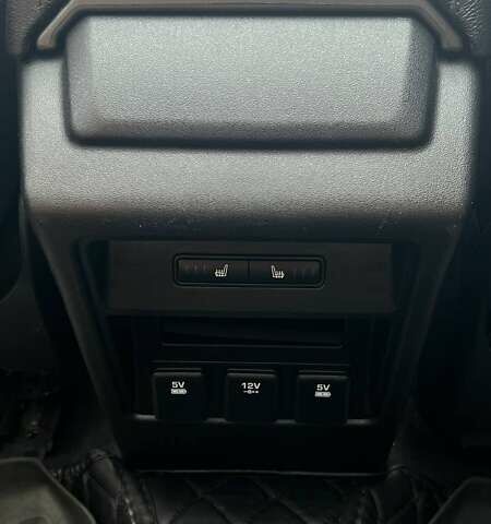 Черный Ленд Ровер Discovery Sport, объемом двигателя 2 л и пробегом 270 тыс. км за 17500 $, фото 23 на Automoto.ua
