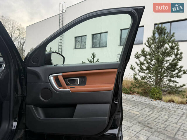 Черный Ленд Ровер Discovery Sport, объемом двигателя 2 л и пробегом 130 тыс. км за 18500 $, фото 51 на Automoto.ua