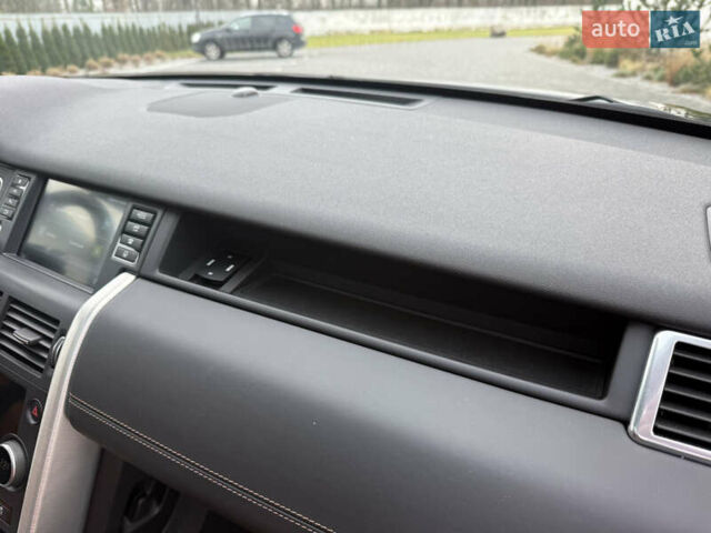 Черный Ленд Ровер Discovery Sport, объемом двигателя 2 л и пробегом 130 тыс. км за 18500 $, фото 55 на Automoto.ua