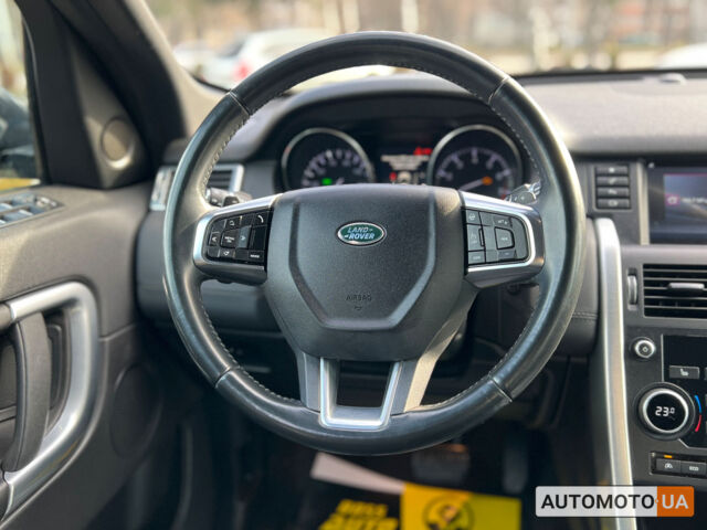 Черный Ленд Ровер Discovery Sport, объемом двигателя 2 л и пробегом 120 тыс. км за 17999 $, фото 15 на Automoto.ua