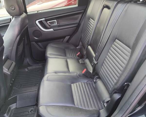 Чорний Ленд Ровер Discovery Sport, об'ємом двигуна 2 л та пробігом 122 тис. км за 16950 $, фото 31 на Automoto.ua
