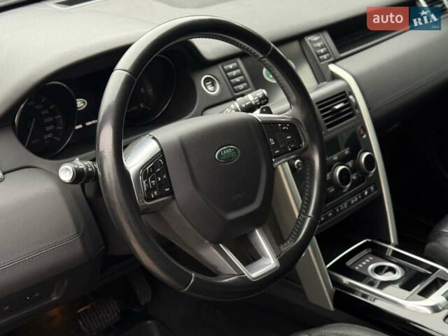 Черный Ленд Ровер Discovery Sport, объемом двигателя 2 л и пробегом 129 тыс. км за 17600 $, фото 12 на Automoto.ua